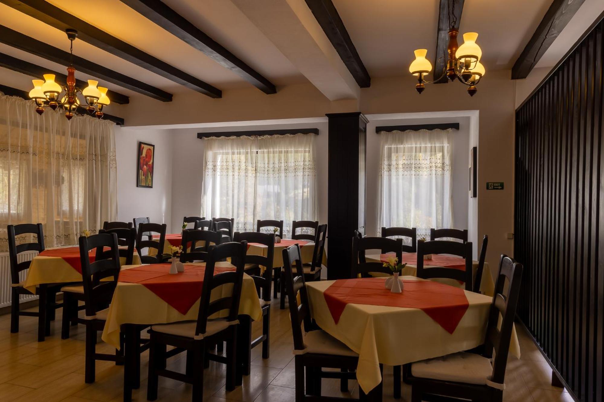 Poiana Soarelui Bed and Breakfast Moeciu De Sus Εξωτερικό φωτογραφία